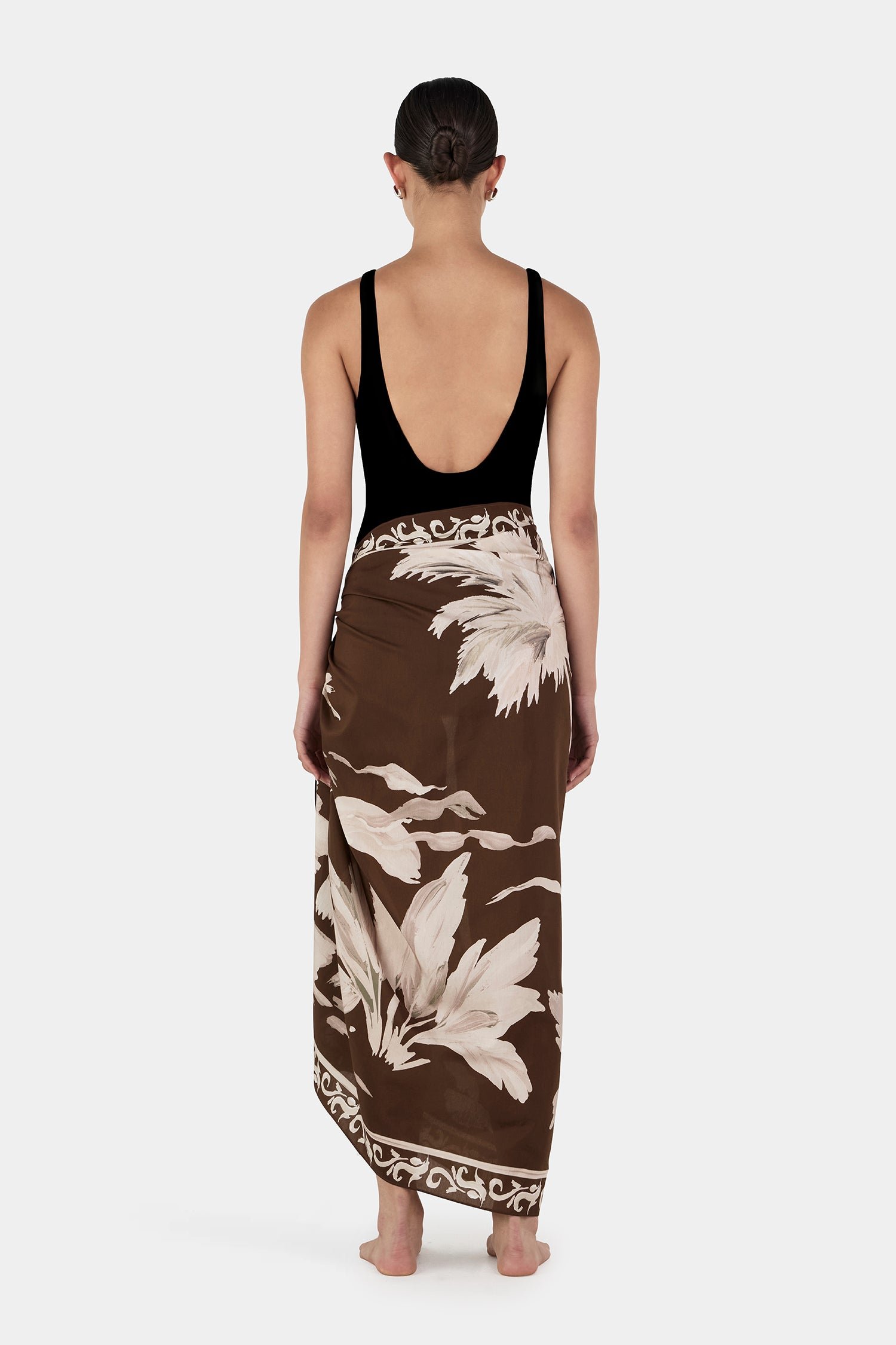 CABO_SARONG_BLACK_SWIM-SUIT_Hansen_and_gretel_25-023.jpg