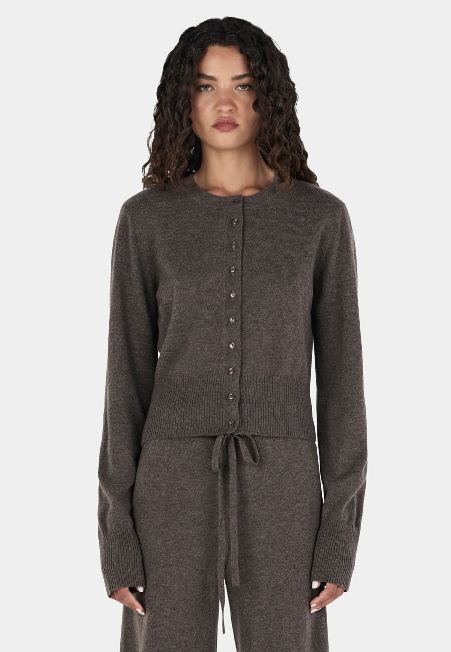 KNITWEAR